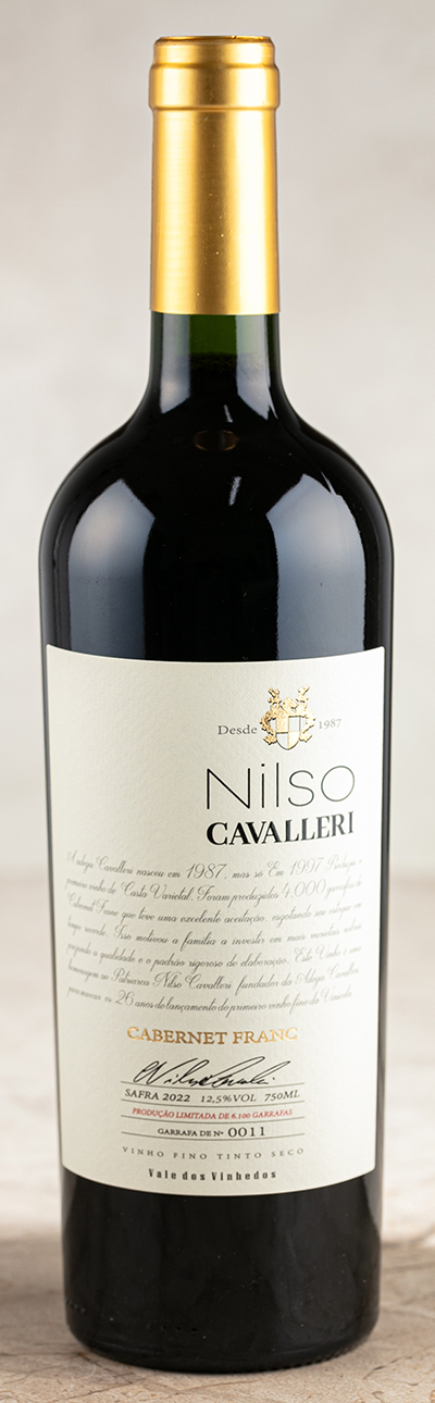 CAIXA MADEIRA COM 6 GARRAFAS NILSO CAVALLERI - Cavalleri